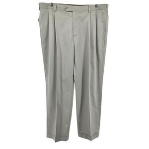 JOS A BANK Traveler's Collection Mens 40x29‎ Pleated Cotton Khaki Dress Pants